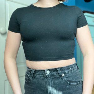 Small crop top tee